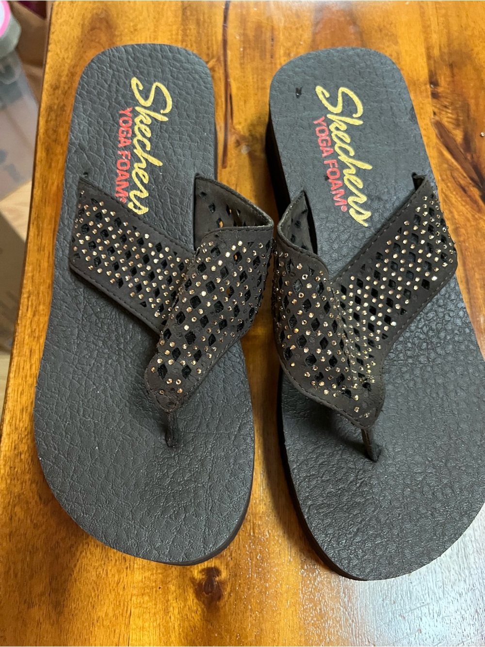 Sketchers Cali Vinyasa Yoga Foam Size 8 Sandals